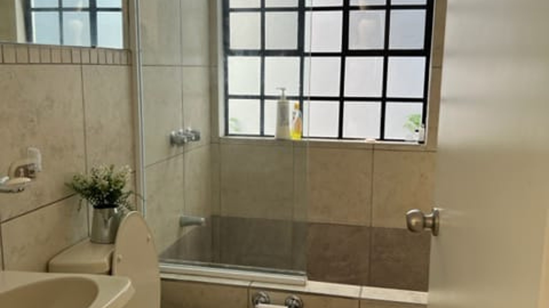 Vendo Hermosa Casa en Ciudad Nueva en la zona 2 - Miniatura 7