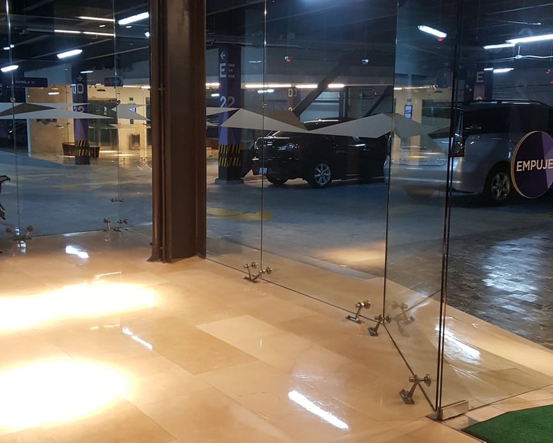 Local comercial en alquiler en zona 10 Guatemala