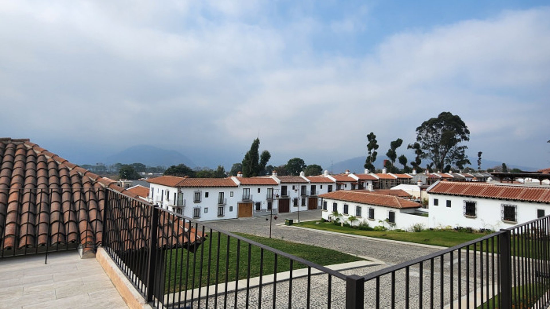 Exclusiva Casa esquina en Venta en La Antigua Guatemala - Miniatura 6