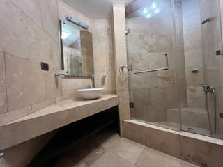 Venta de hermosa casa en Condominio – Colonia El Prado, Zona 10 - Image 17