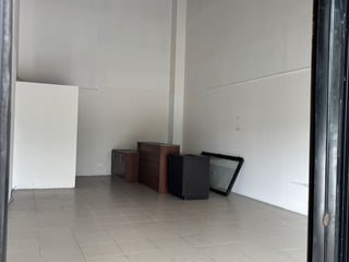📍 LOCAL COMERCIAL EN RENTA – 50 m² | VÍA PRONTO | KM 18 CAES - 3