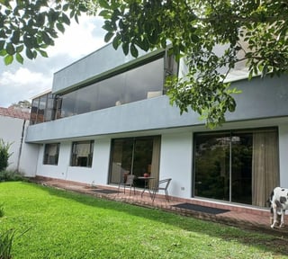 Amplia casa en renta dentro del exclusivo Condominio La Montaña! , zona 16