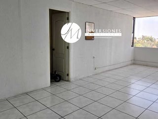 Oficina en renta Zona 10 - 3