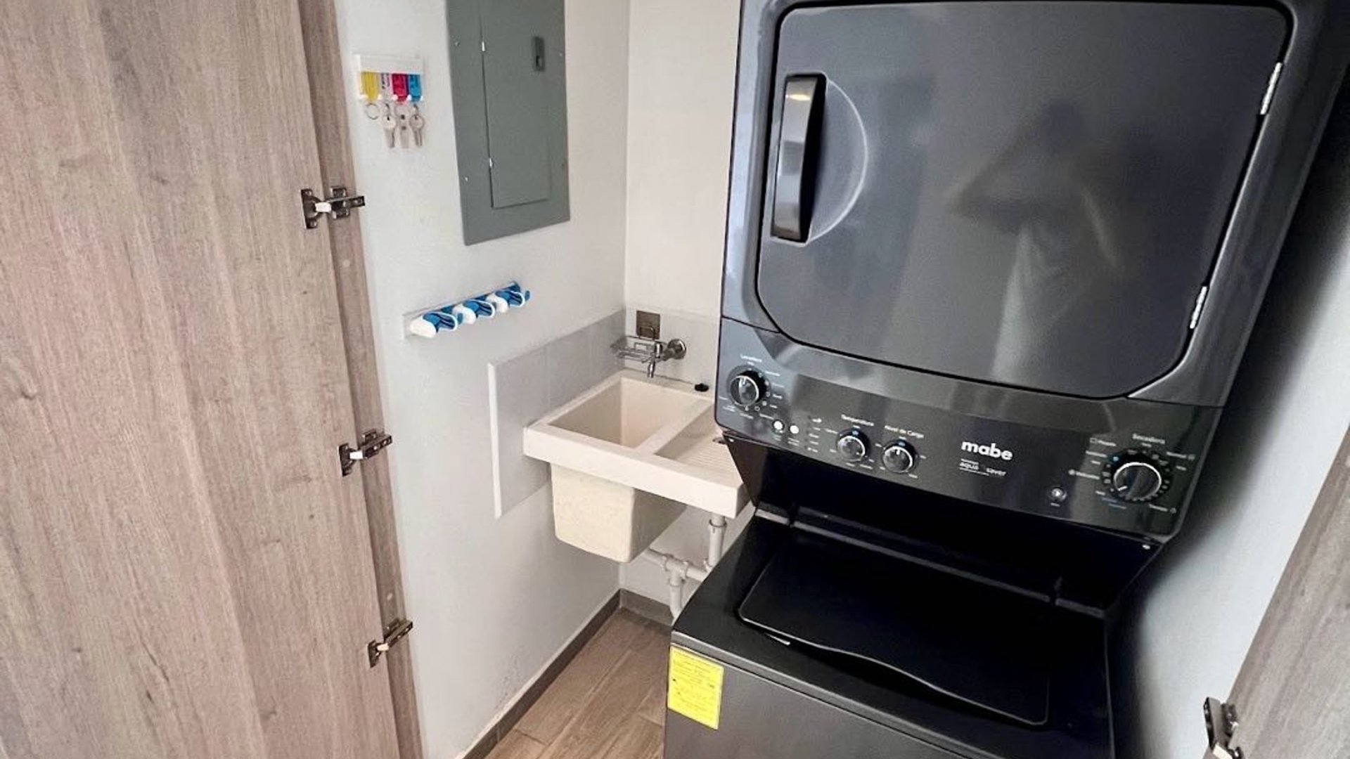 Venta apartamento 3 Dormitorios | Parque 10 Zona 10 - Miniatura 6