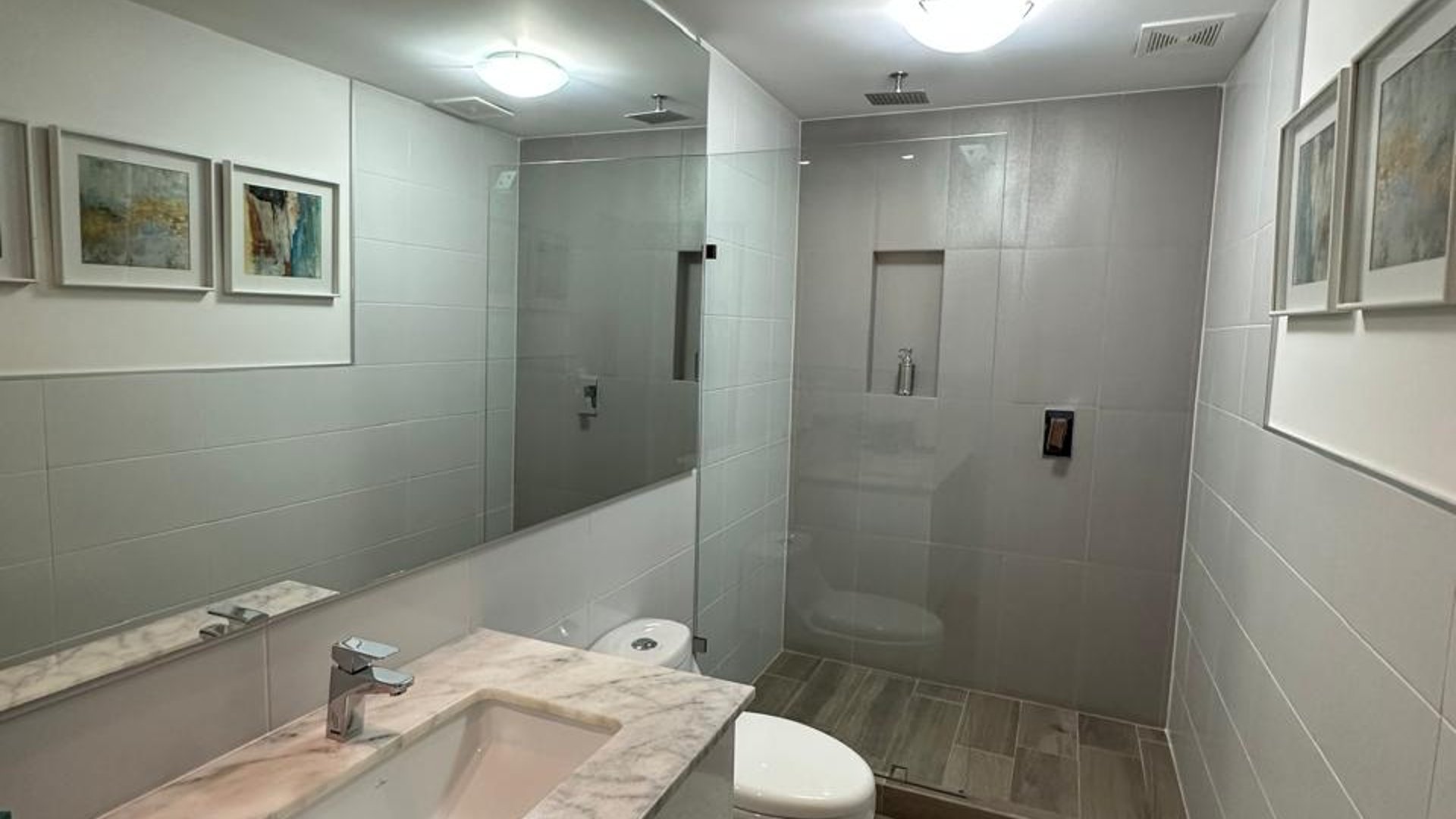 Apartamento en renta, en Zone 14 - Miniatura 9