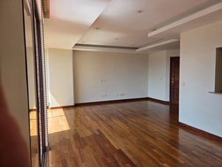 RENTO APTO Z.10 EDIF. MIRAFIORI, 6953  110M2, 2 HAB, 2 BAÑOS, 2 PARQ, $1200 - 2