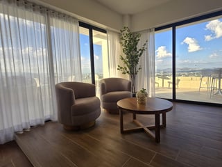Exclusivo Penthouse en Venta Zona 10 Guatemala - 2