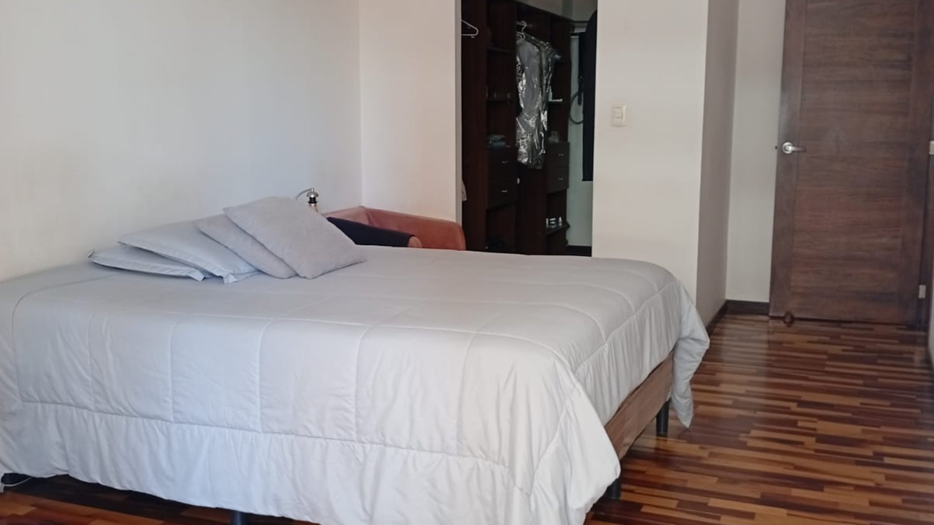 Apartamento en Venta y Renta en zona 14 - Miniatura 6