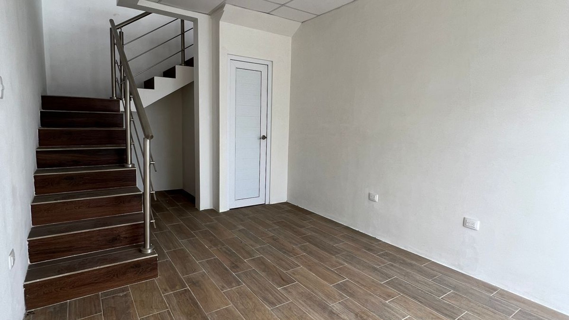 Bodega nueva en zona 13 disponible en venta! - Miniatura 7