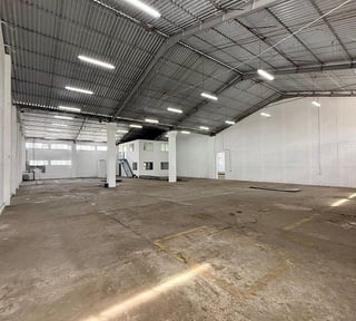 Bodega en Alquiler | Calzada Atanasio Tzul, Zona 8