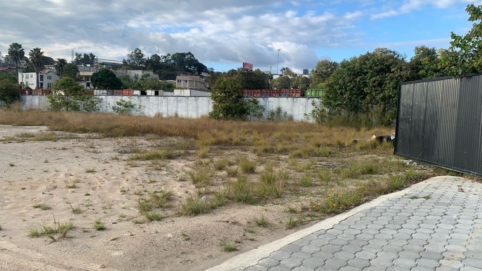 TERRENO EN RENTA EN RUTA AL ATLANTICO ZONA 17 - Miniatura 4