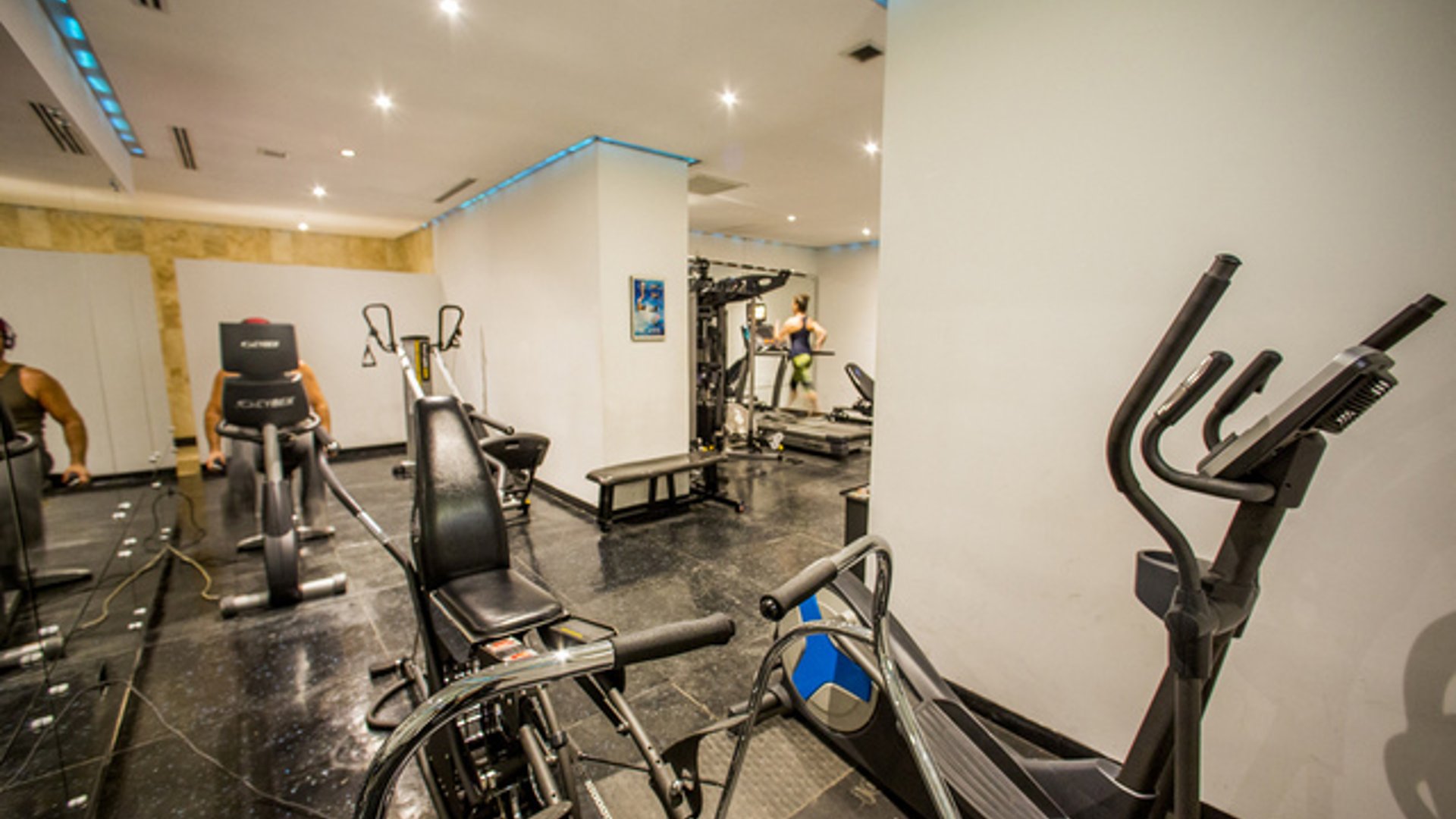 Apartamento en Renta y Venta zona 10 / Atrium - Miniatura 13