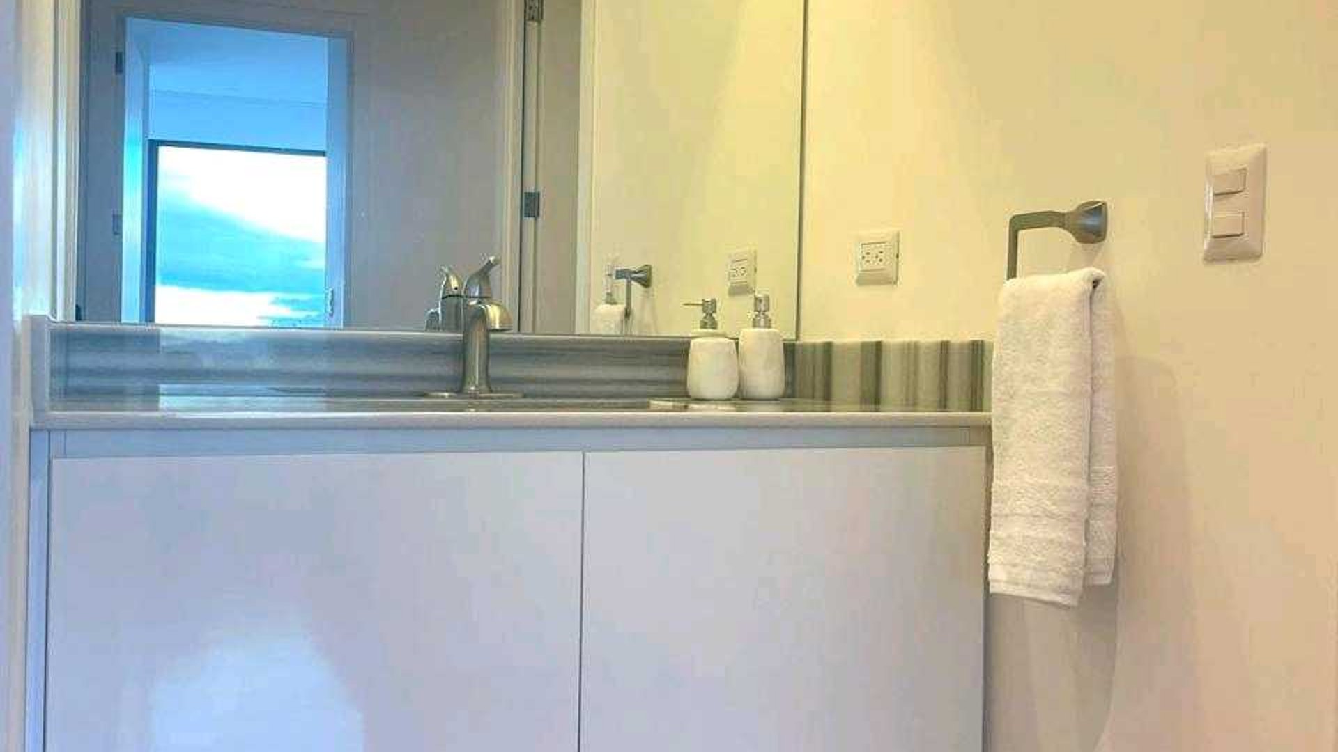 APARTAMENTOS AMUEBLADOS EN ALQUILER???? Edificio Lucca, zona 10 - Miniatura 7