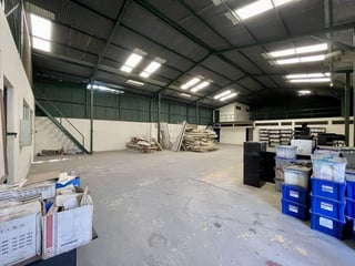 Bodega en Alquiler  Villa Nueva con cuartos fríos - 2