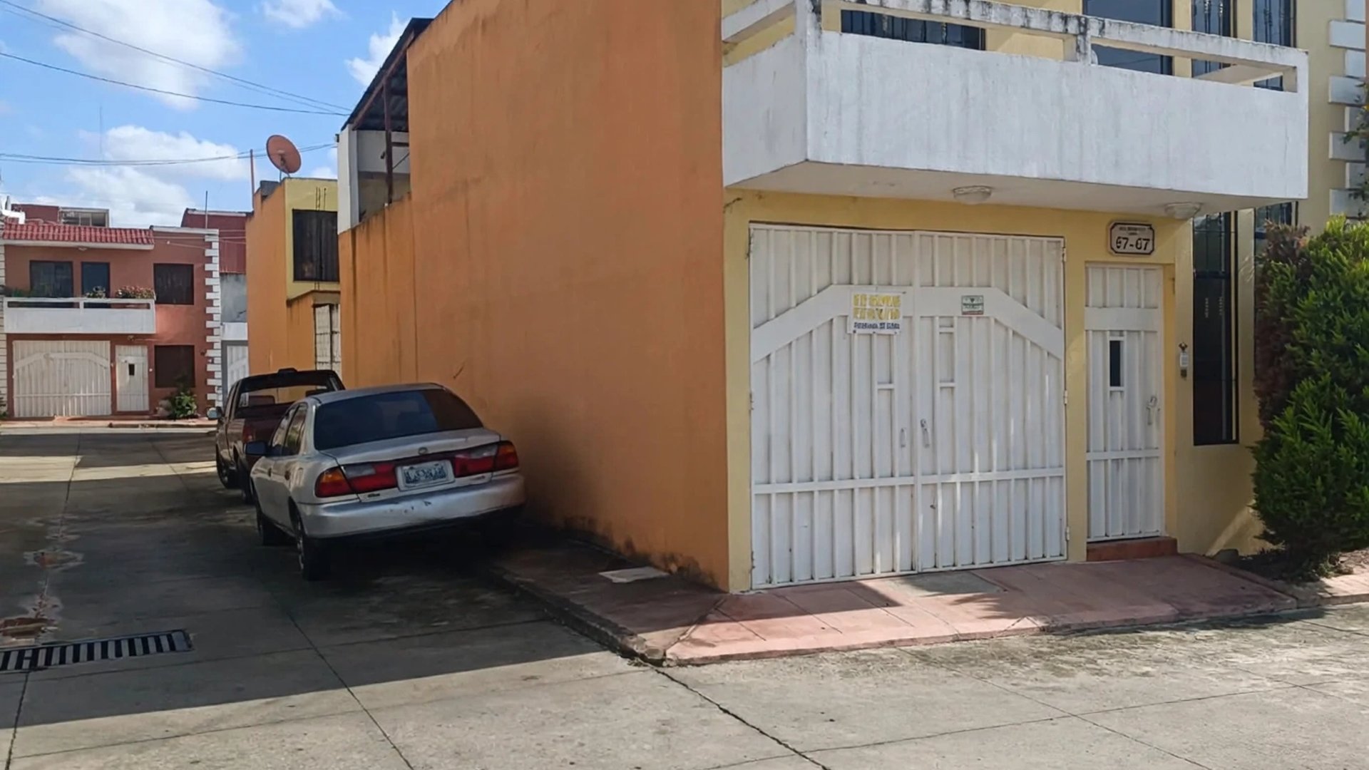 Casa En Venta 2 Niveles 4 Recamaras - Miniatura 3