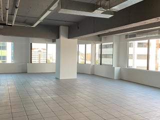 Oficina en venta con 4 habitaciones en zona 14 Ref-4975 - 3