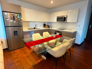 Apartamento en renta en Edificio Vasanta zona 10 - 3