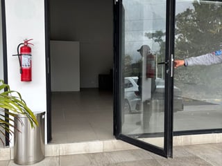 📍 LOCAL COMERCIAL EN RENTA – 50 m² | VÍA PRONTO | KM 18 CAES - 2