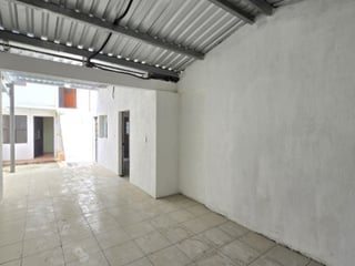 Casa en Renta para Negocio San Juan Sacatepéquez - 3