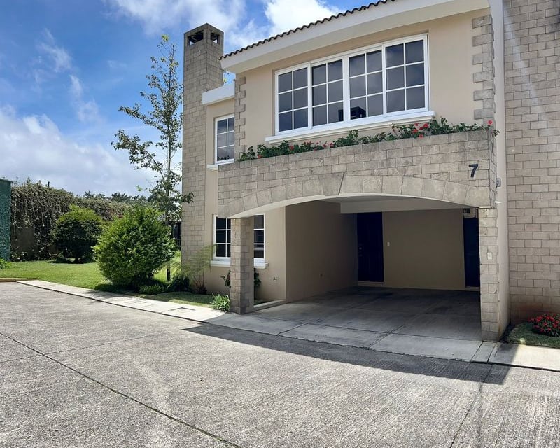 Casa en renta, en Carretera al salvador