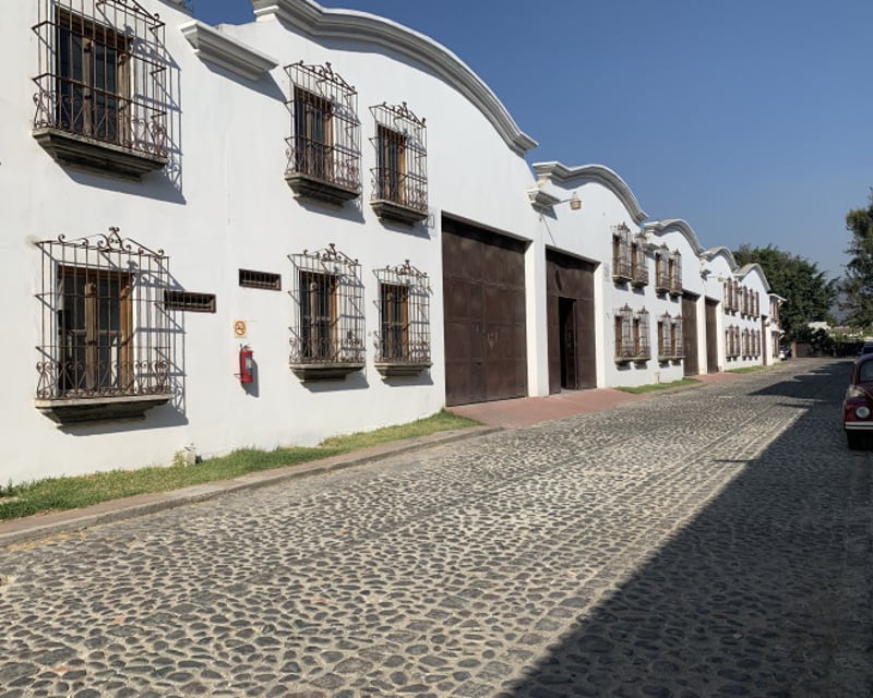 Renta de bodega a pocos minutos del casco de Antigua