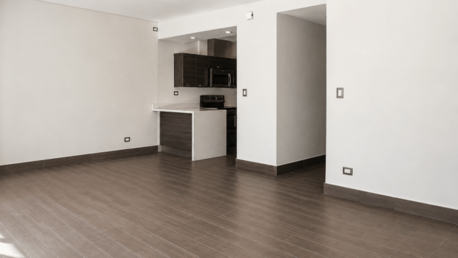 Rento apartamento de 1 habitación en zona 10 - Miniatura 2