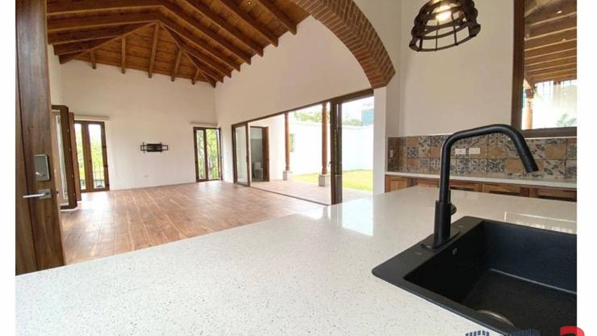 Casa en condominio en Venta, Antigua Guatemala (V10079) - Image 1