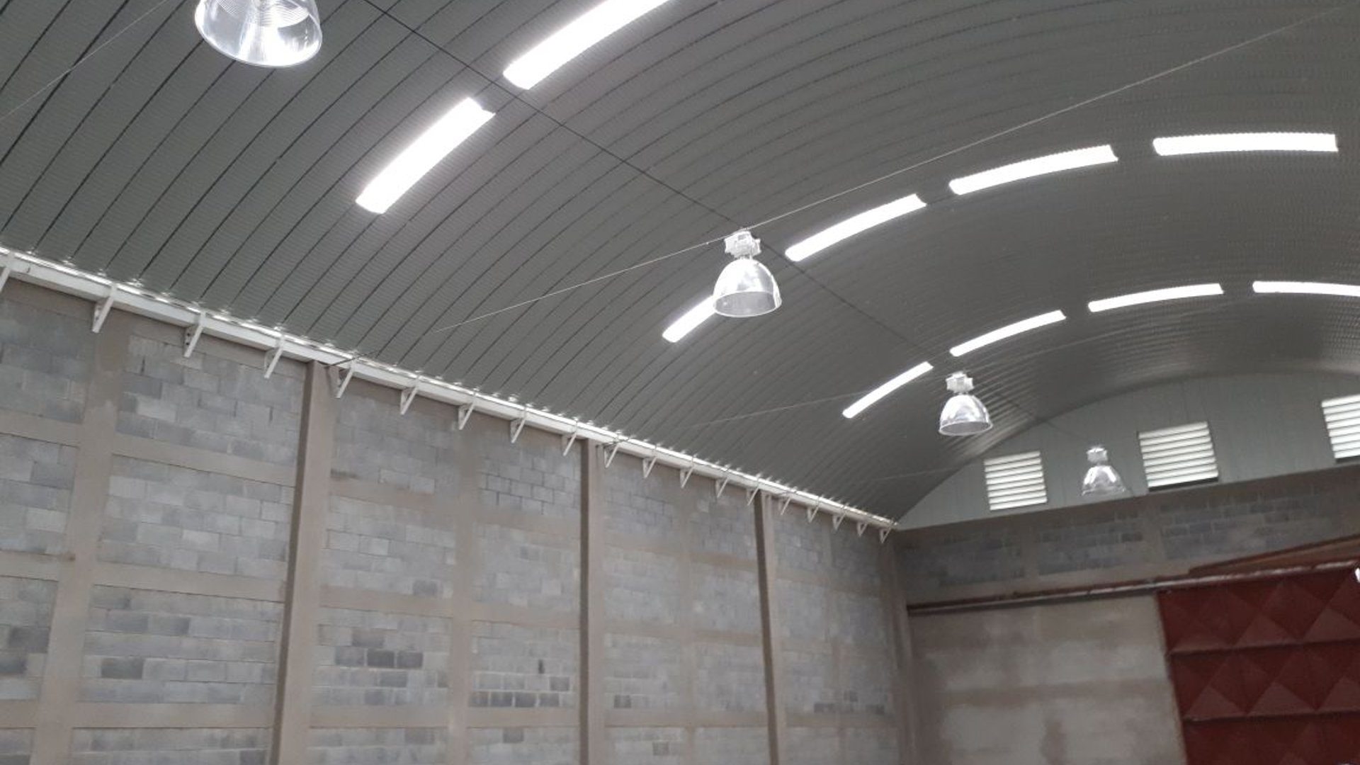 📍 BODEGA EN RENTA – 345 M² + INGRESO PARA CAMIÓN | ZONA 1