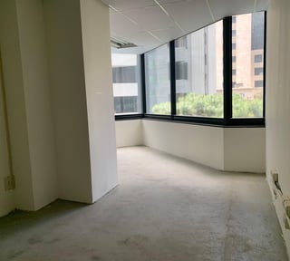 OFICINA DE 86 M2 EN EDIFICIO MURANO CENTER ZONA 10