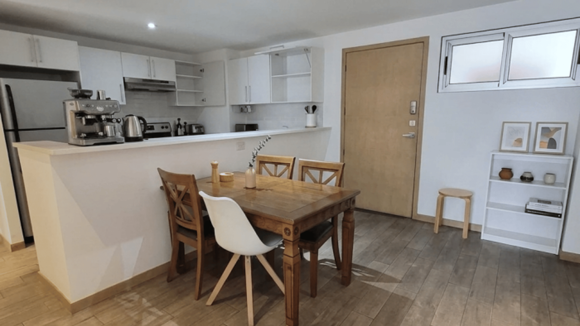 Apartamento en venta en zona 10 - Miniatura 3