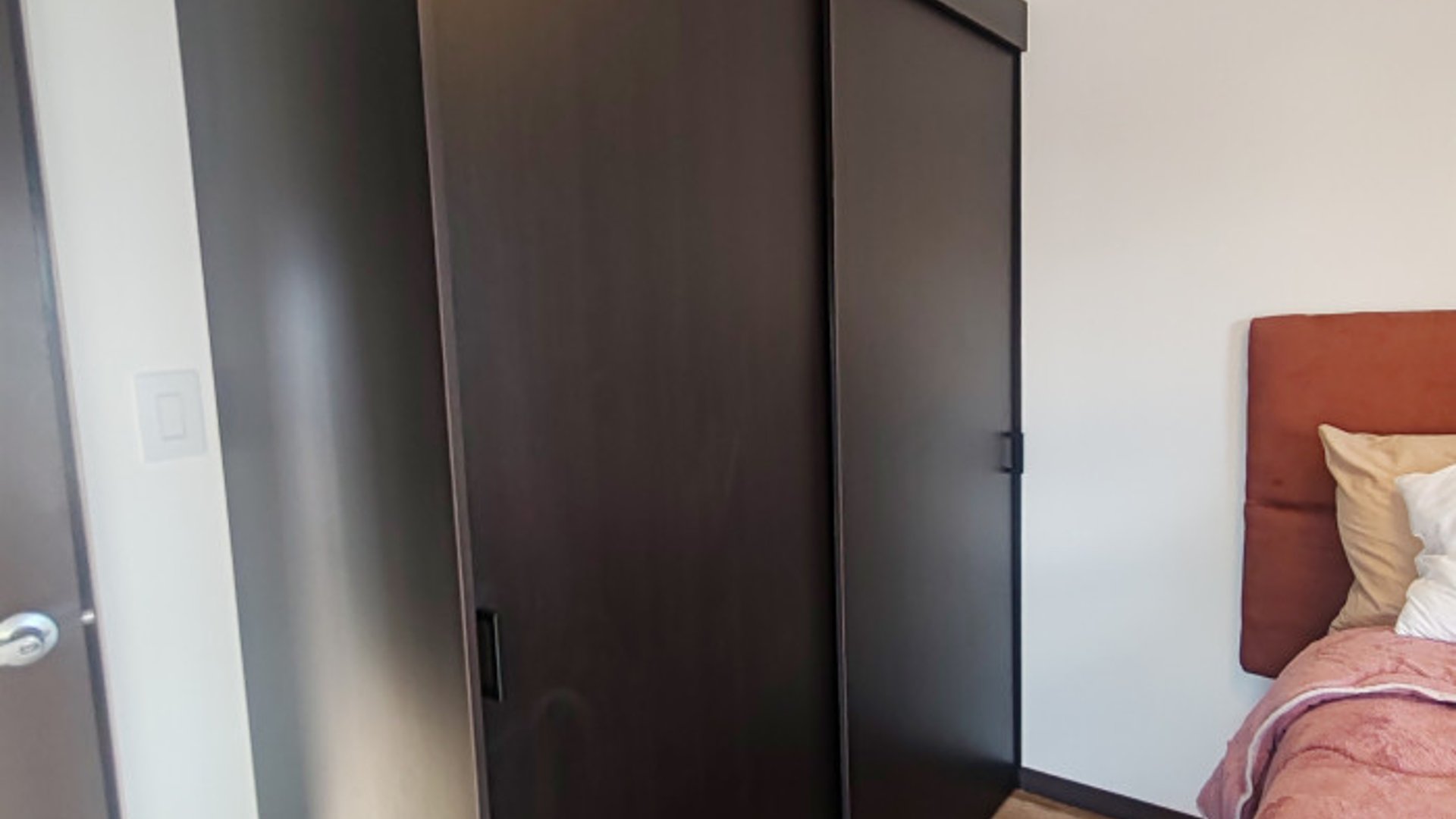 Apartamento Amueblado en Renta en Zona 11 Altaire - Miniatura 8