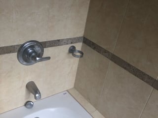 Apartamento de 2 habitaciones amueblado, zona 10 - Image 16