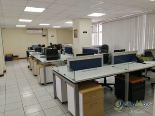 Oficina en zona 10 Sector zona Viva Cerca al Géminis 10 - 3