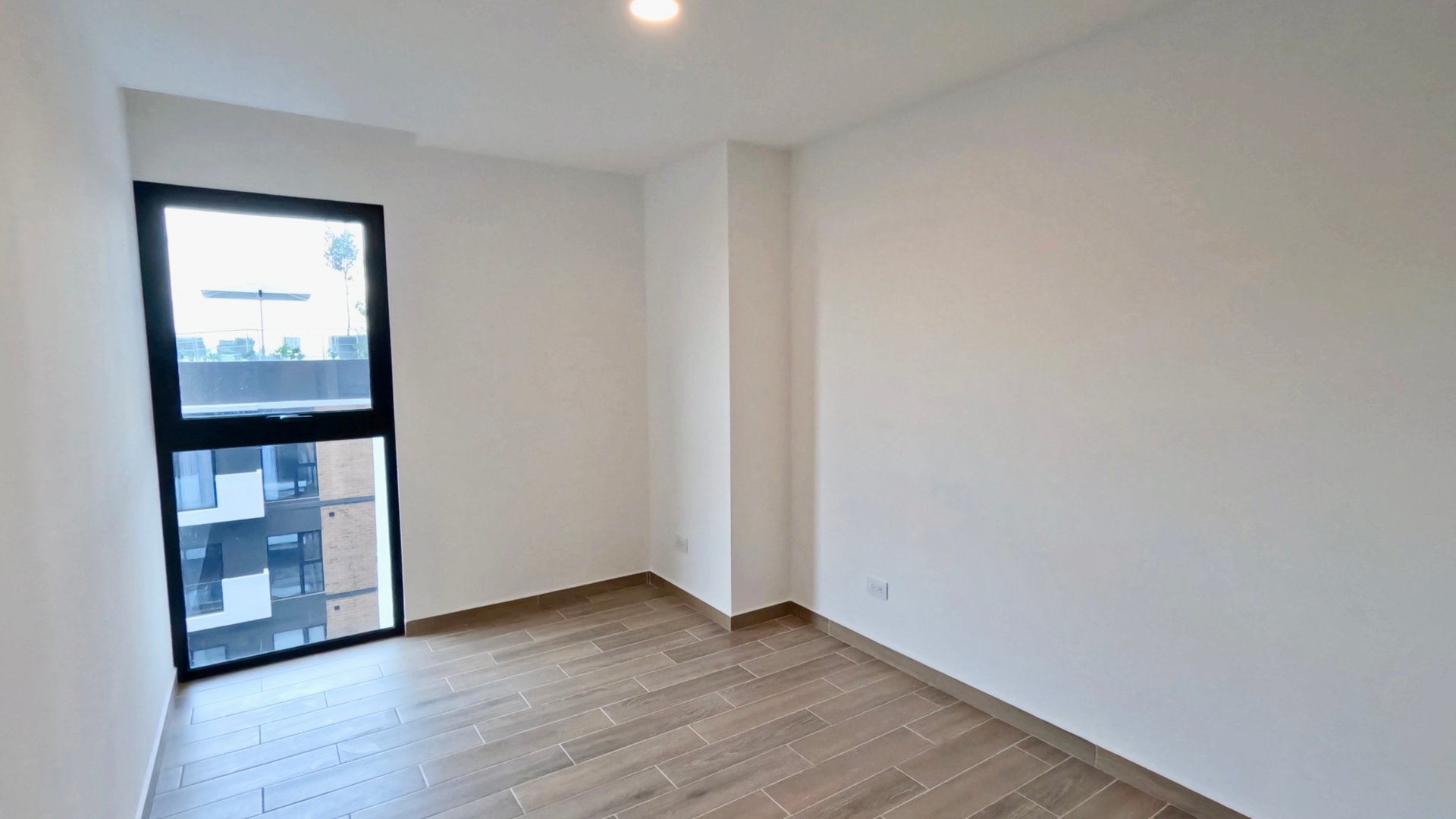 Apartamento en venta o renta Parque 14, zona 14 - Miniatura 9