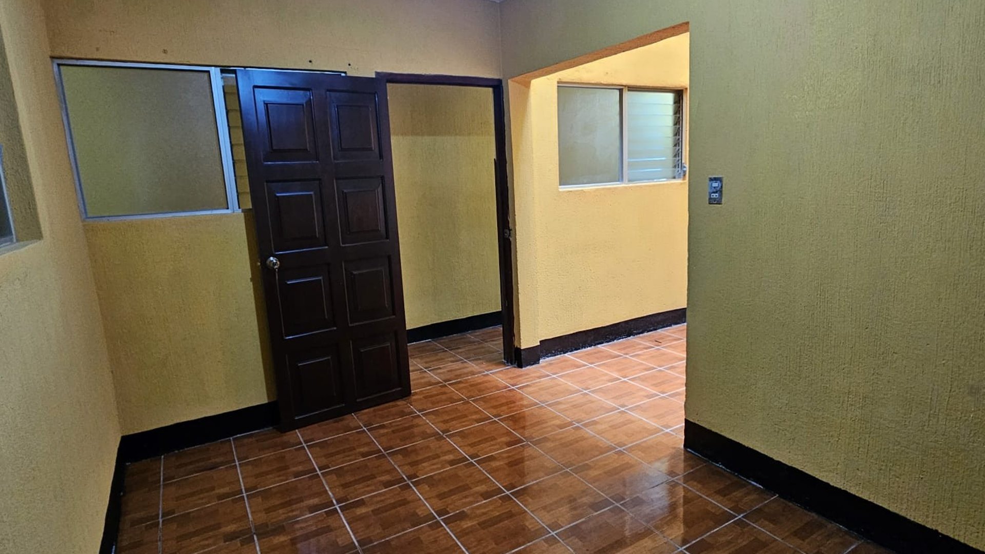 Casa en venta en zona 7 Quinta Samayoa 5 habitaciones + 250 Metros2 de construcción