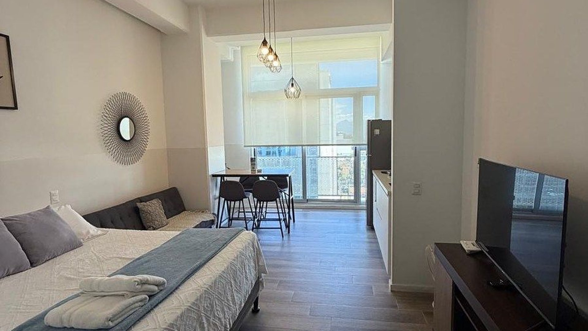 Apartamento en Venta – Edificio Narama, Zona 13 - Image 1