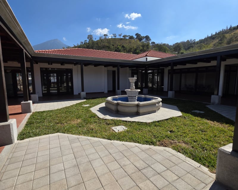 Casa Nueva en Venta Cercana a La Antigua Guatemala