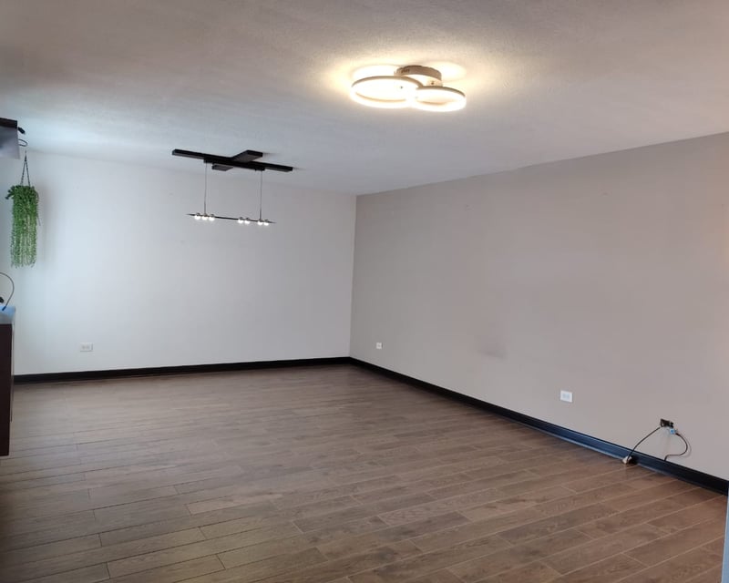 APARTAMENTO EN ZONA 11 - Miniatura 3