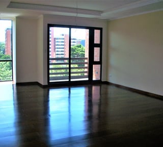 Apartamento en venta edificio Zona 10 Guatemala