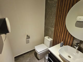 Clínicas en renta Edificio Renovati, z10 - 5