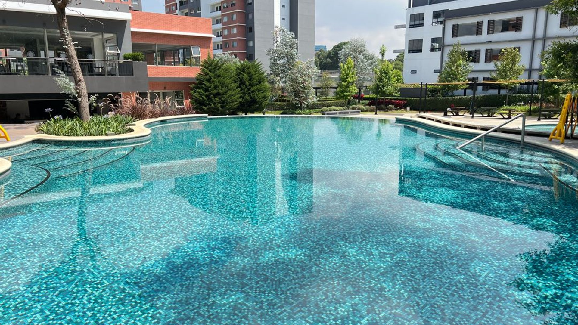 APARTAMENTO EN SEGHERIA ZONA 14 LA VILLA