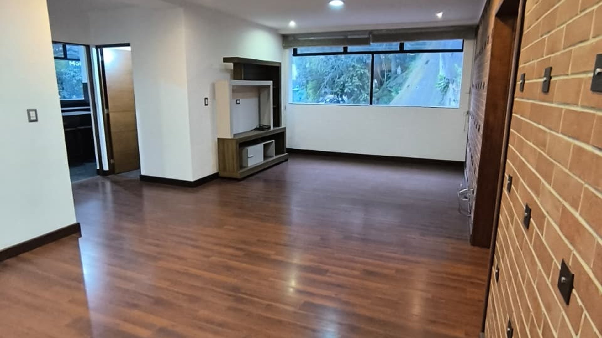 Apartamento 3 hab. en Zona 4, sector IGA | 4 Grados Norte