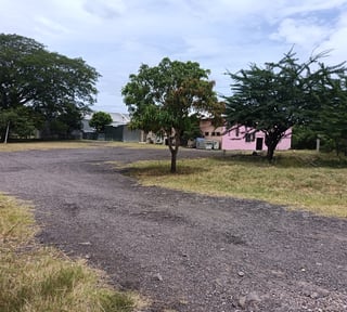 Bodegas en renta en Oratorio Santa Rosa con excelente acceso