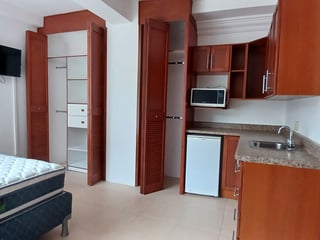 Apartamento en Renta en Edificio Veremos II, zona 16 - 5