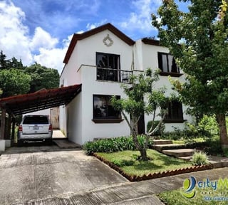 Casa en Venta en La Fontana I Carretera al Salvador