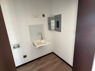Apartamento grande en venta en zona 11 de Guatemala. - 5