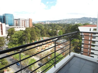 Apartamento amueblado de 3 habitaciones en zona 14 - Image 8