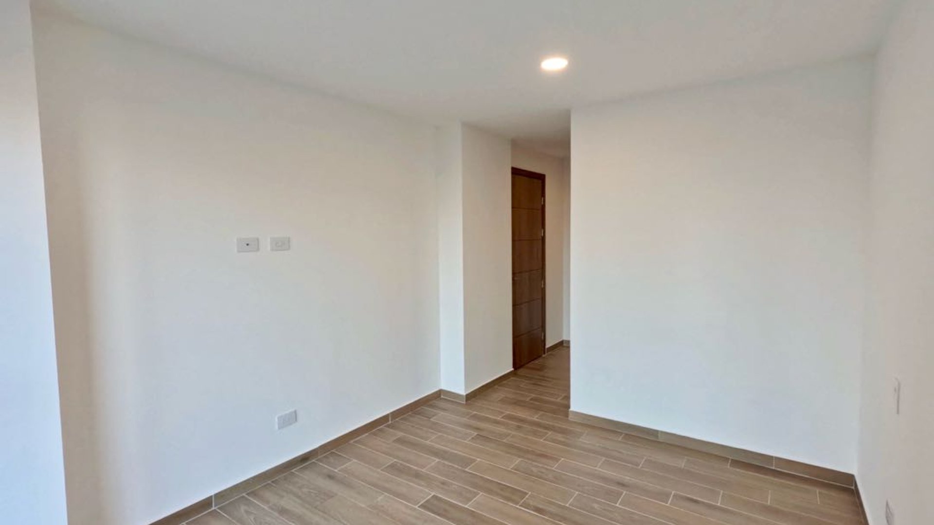 Apartamento en renta y en venta, Parque 14, zona 14 - Miniatura 5
