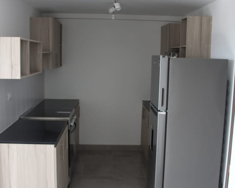 Apartamento de 2 habitaciones con terraza en venta zona 4 Ref-5315