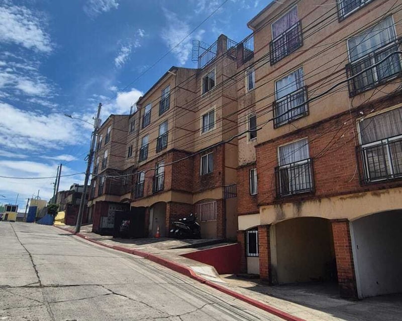Apartamento en Venta De 2 Dormitorios En Zona 5 De VILLA NUEVA